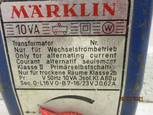 HO SCALE : MARKLIN : CONTROLLER / TRANSFORMER