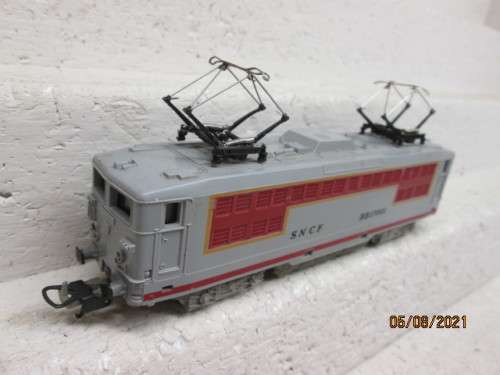 HO SCALE : LIMA : SNCF ELECTRIC LOCOMOTIVE