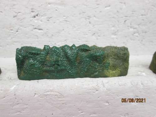 HO / OO SCALE : JandL.R.LTD PLASTIC HEDGING - X3