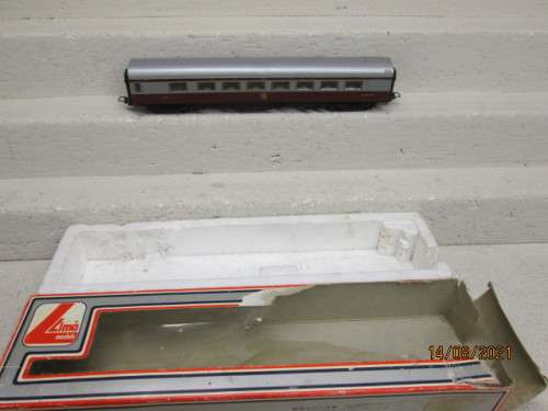 HO SCALE : LIMA SAR : TRANSKAROO DINING CAR- BOXED