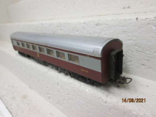 HO SCALE : LIMA SAR : TRANSKAROO DINING CAR- BOXED