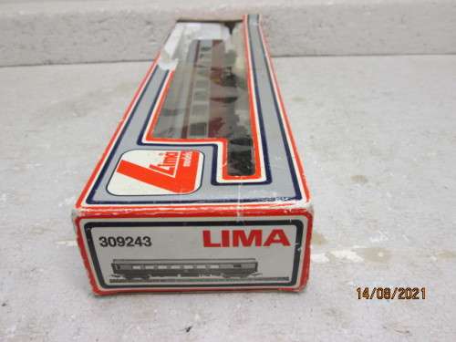 HO SCALE : LIMA SAR : TRANSKAROO DINING CAR- BOXED