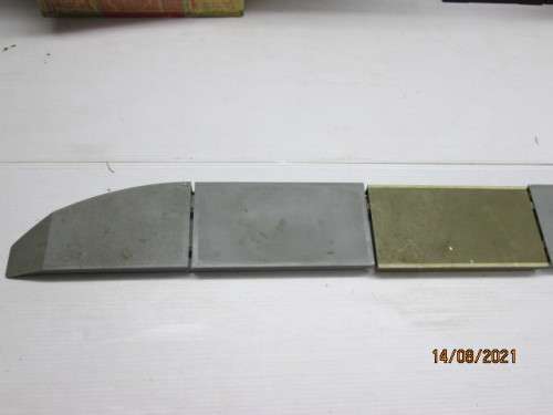 OO SCALE : TRIANG : 5 PIECE STATION PLATFORMS