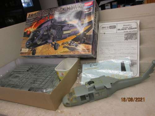 1:35 SCALE : ACADEMY HOBBY MODEL KITS : AH - 60L DAP BLACK HAWK - KIT - BOXED