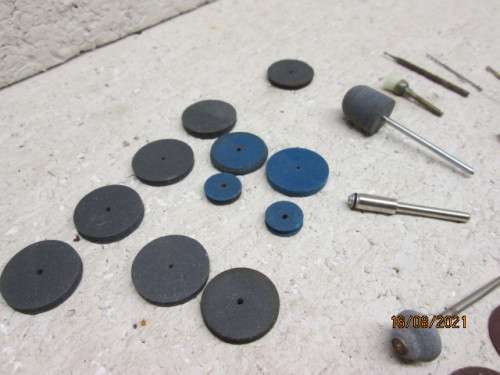 DREMEL - BITS AND ACCESSORIES