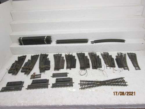 HO SCALE : FLIESCHMANN BRASS TRACK - X31 PIECES