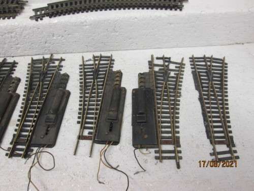 HO SCALE : FLIESCHMANN BRASS TRACK - X31 PIECES