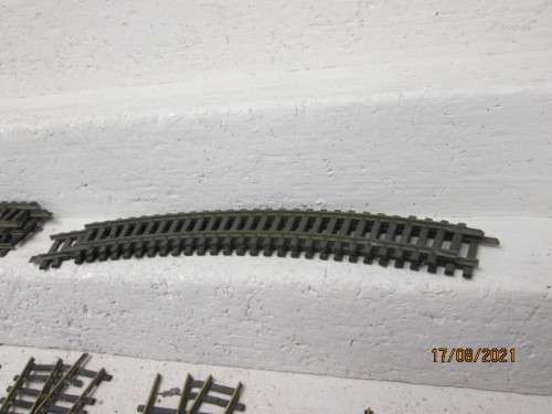 HO SCALE : FLIESCHMANN BRASS TRACK - X31 PIECES