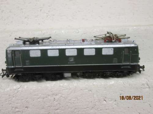HO SCALE : MARKLIN : DB ELECTRIC LOCOMOTIVE