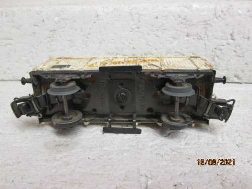 HO SCALE : MARLKIN : WHITE BOX CAR