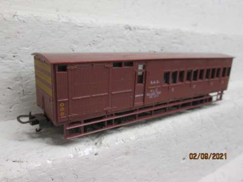 HO SCALE : LIMA SAR : V8 GUARD VAN