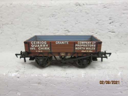 OO SCALE : HORNBY : OPEN GRANITE GOODS WAGON