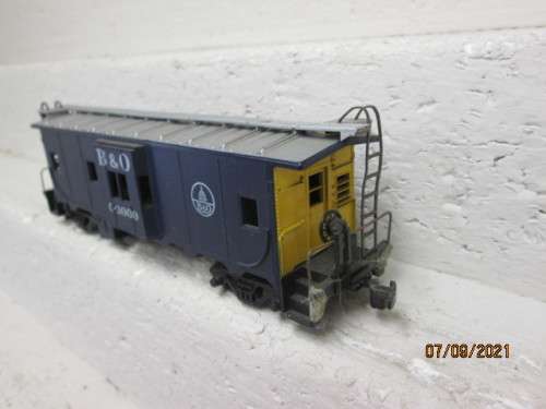 HO SCALE : ATHEARN : CABOOSE - B&O