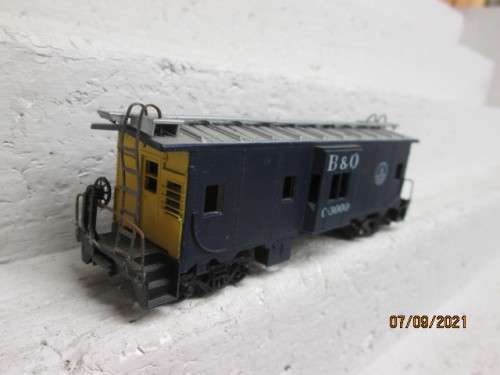 HO SCALE : ATHEARN : CABOOSE - B&O