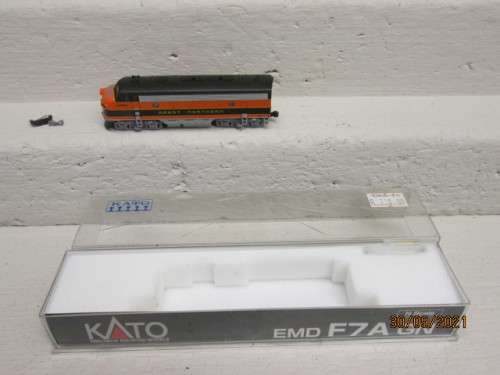 N SCALE : KATO : F7A GREAT NORTHERN DIESEL LOCOMOTIVE - BOXED
