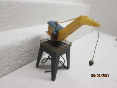 N SCALE : DOC YARD CRANE