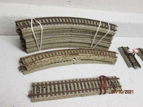 HO SCALE : MARKLIN : M-TRACK - X15 PIECES
