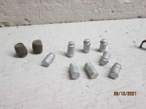 HO SCALE : SCENERY EQUIPMENT
