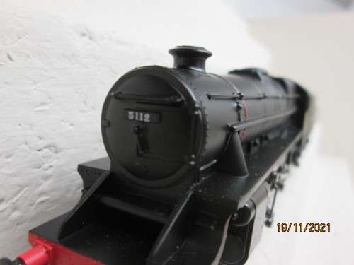 OO SCALE : HORNBY :  LMS CLASS 5 STEAM LOCOMOTIVE - BOXED