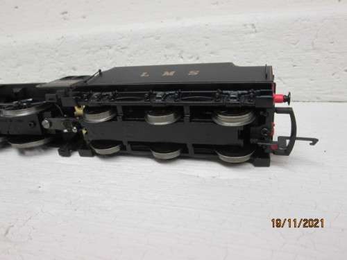 OO SCALE : HORNBY :  LMS CLASS 5 STEAM LOCOMOTIVE - BOXED