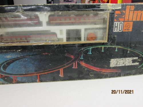 HO SCALE : LIMA : LE SCAPITOLE SNCF TRAIN SET - BOXED