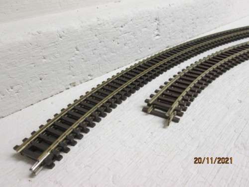 HO / OO SCALE : PECO : TRACK - X4 BENDS