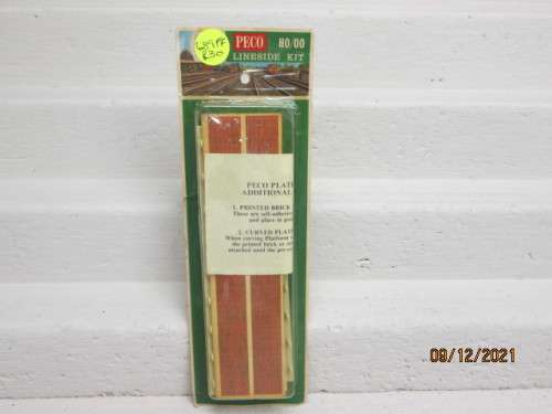 HO / OO SCALE : PECO : PLATFORM  EDGING - BOXED