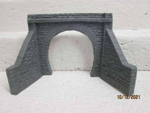 HO / OO SCALE : J&LR LIMITED : SINGLE TUNNEL ENTRANCE