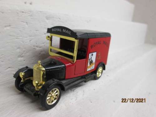 CORGI : ROYAL MAIL OLD STYLE DELIVERY VAN - BOXED