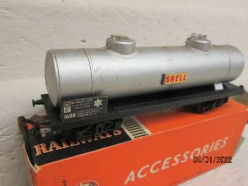 HO SCALE : JOUEF : SHELL BOGIE TANK WAGON - BOXED