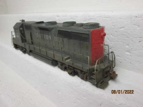 HO SCALE: ATHEARN : COTTON BELT DIESEL LOCOMOTIVE - DCC - BOXED