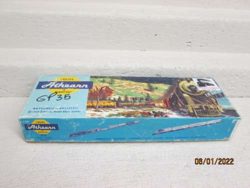 HO SCALE: ATHEARN : COTTON BELT DIESEL LOCOMOTIVE - DCC - BOXED