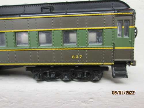 HO SCALE: ATHEARN : NORTHERN PACIFIC COACHES - X3 - BOXED