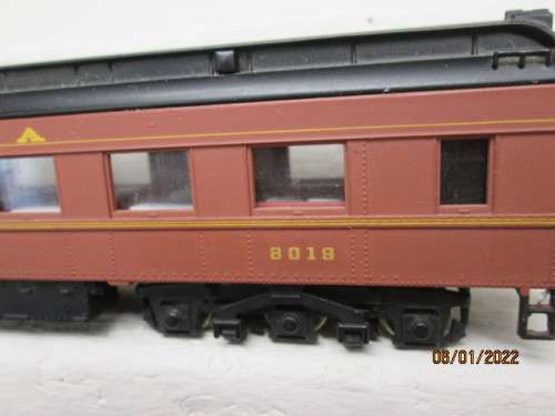 HO SCALE: BACHMANN : PENNSYLVANNIA COACHES - X3 - BOXED