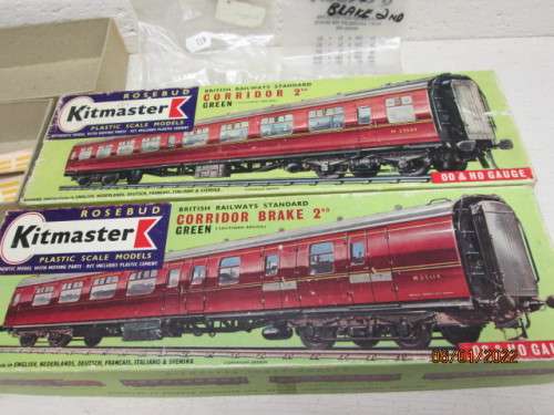 OO SCALE : KITMASTER : X2 COACHES - BOXED