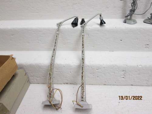 HO SCALE : MARKLIN : STREET LAMPS - X13 - BOXED