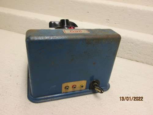 HO SCALE : MARKLIN 280 : TRANSFORMER CONTROLLER