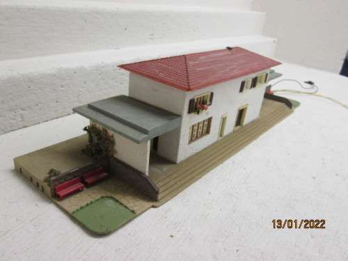 HO SCALE : FALLER : LARGE STATION BUILDING - BOXED