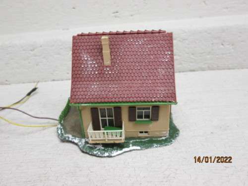 HO SCALE : FALLER : HOUSE