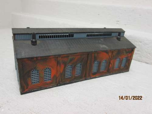 N SCALE : HELJAN : 2-BAY  ENGINE SHED