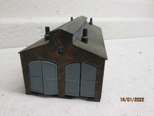N SCALE : HELJAN : 2-BAY  ENGINE SHED