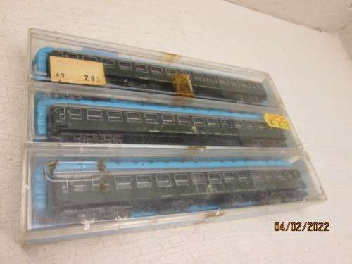 N SCALE : ATLAS : DB COACHES - X3 - BOXED