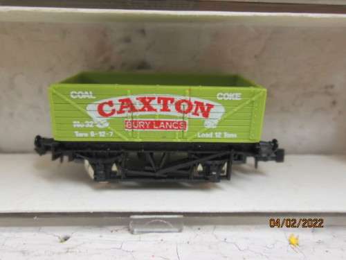 N SCALE : LIMA : VARIOUS GOOD TRUCKS - X3  - BOXED