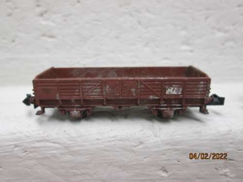N SCALE : TRIX : X3 GOODS WAGONS - SAR - BOXED