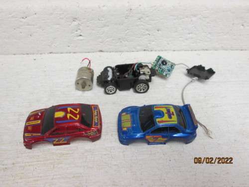 SMALL RADIO CONTROL CAR FOR SPARES
