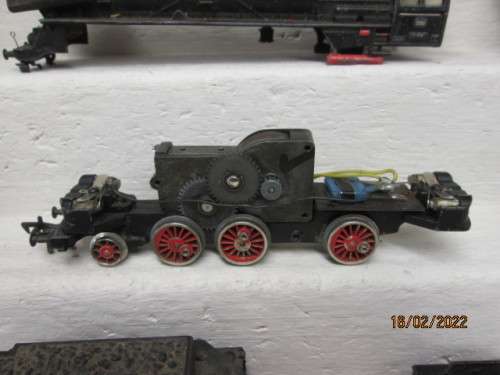 HO SCALE : FLEISCHMANN : STEAM LOCOMOTIVE SCRAPYARD