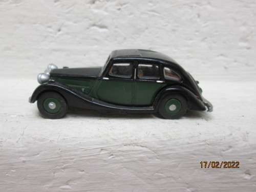 OO SCALE : OXFORD MODELS : OLDTIMER CAR - BLACK and GREEN