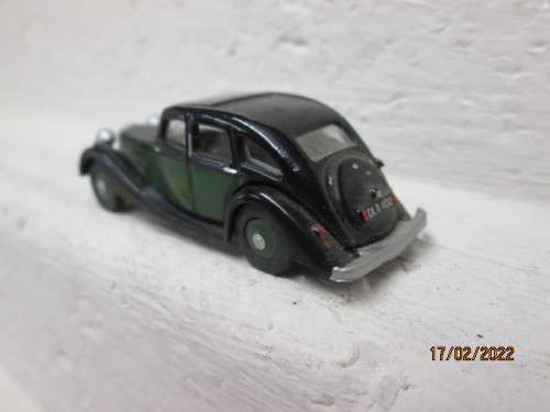 OO SCALE : OXFORD MODELS : OLDTIMER CAR - BLACK and GREEN