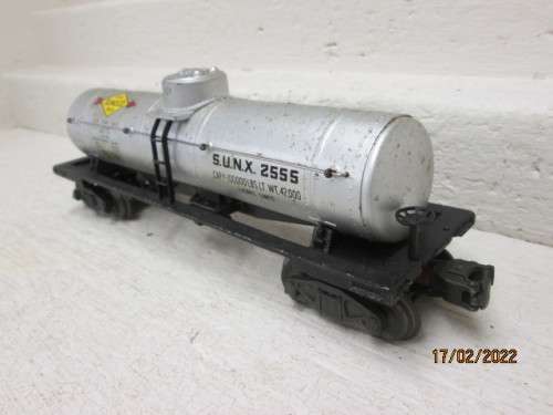O SCALE : LIONEL : SUNOCO OILS - TANKER WAGON