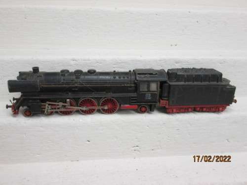 HO SCALE : FLEISCHMANN : 4-6-2 STEAM LOCOMOTIVE